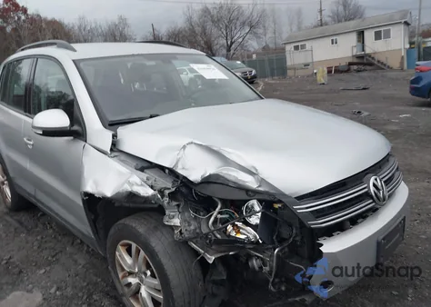 2016 Volkswagen Tiguan S from USA, damaged, VIN WVGBV7AX3GW571337